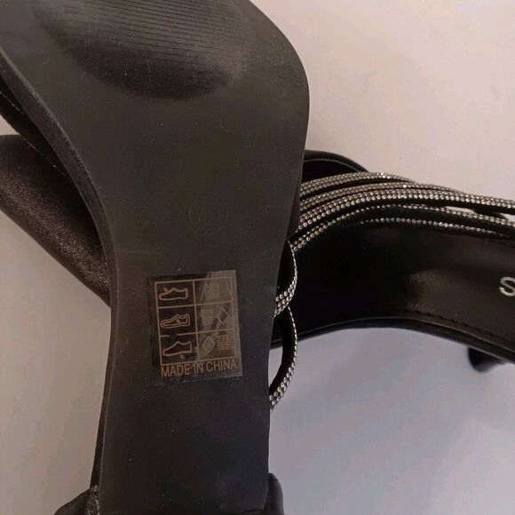 Berness Black Satiny Pointed Toe 2.5" Pumps with Rhinestone Cross Strap size 7.5 - Picture 8 of 8